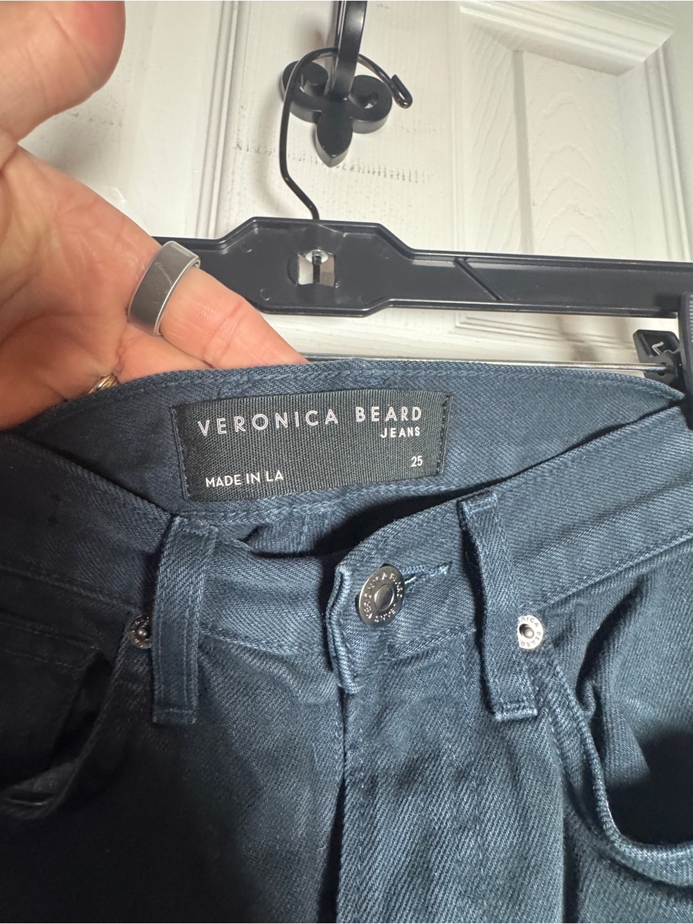 Veronica Beard Skinny Jeans in Dark Blue Indigo